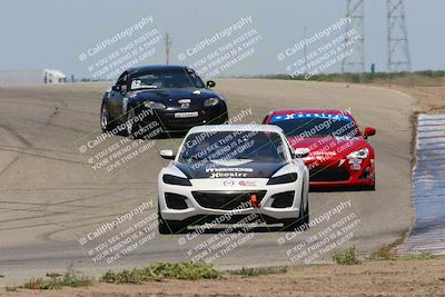 media/Apr-30-2022-CalClub SCCA (Sat) [[98b58ad398]]/Group 2/Race (Grapevine)/